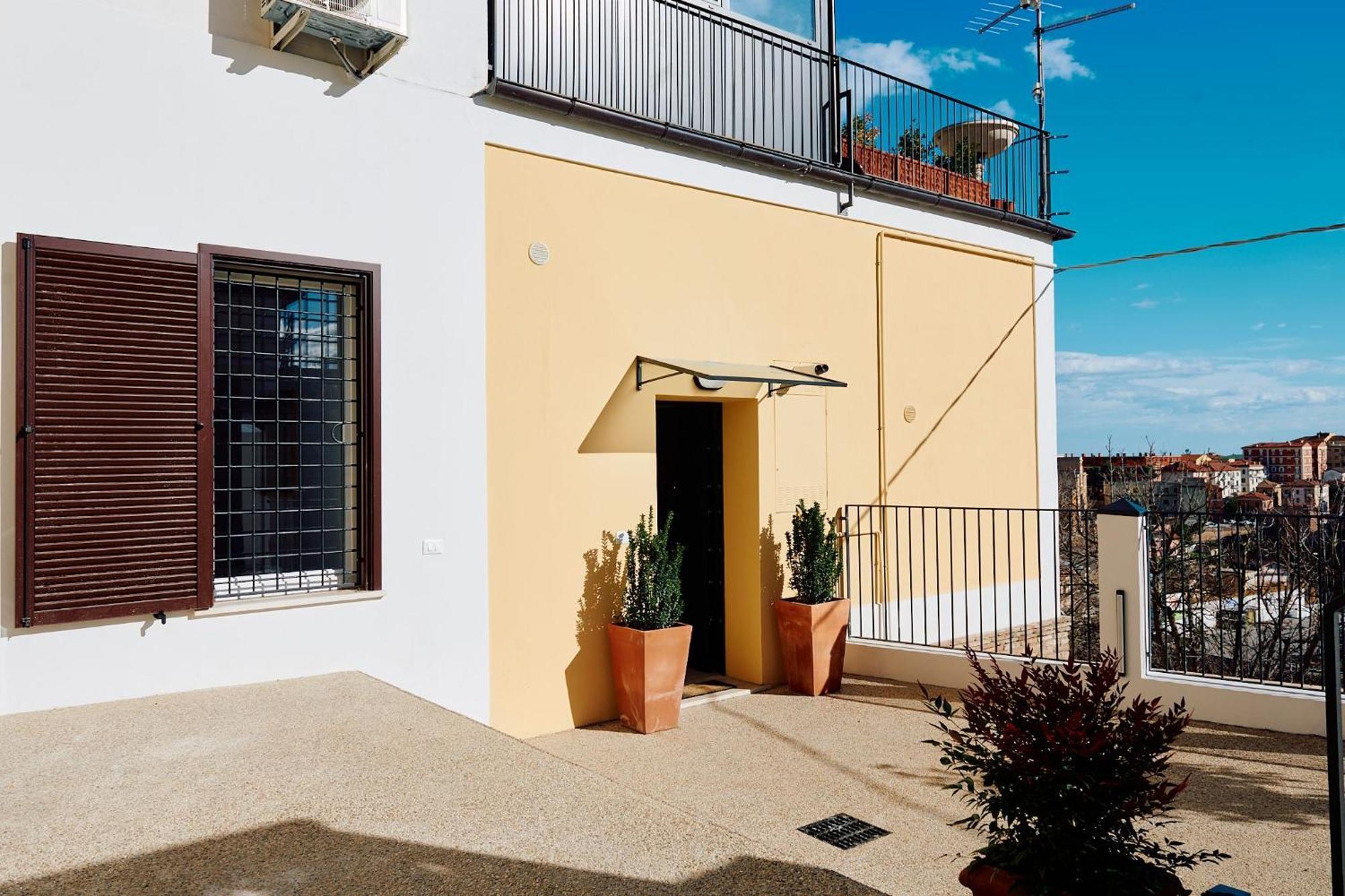 Relais Al Teatro Chieti Exterior foto